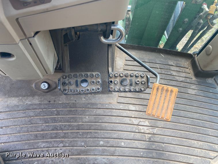 image for item DM4071 1998 John Deere 6210  tractor