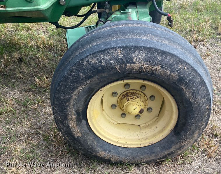 image for item DM4071 1998 John Deere 6210  tractor