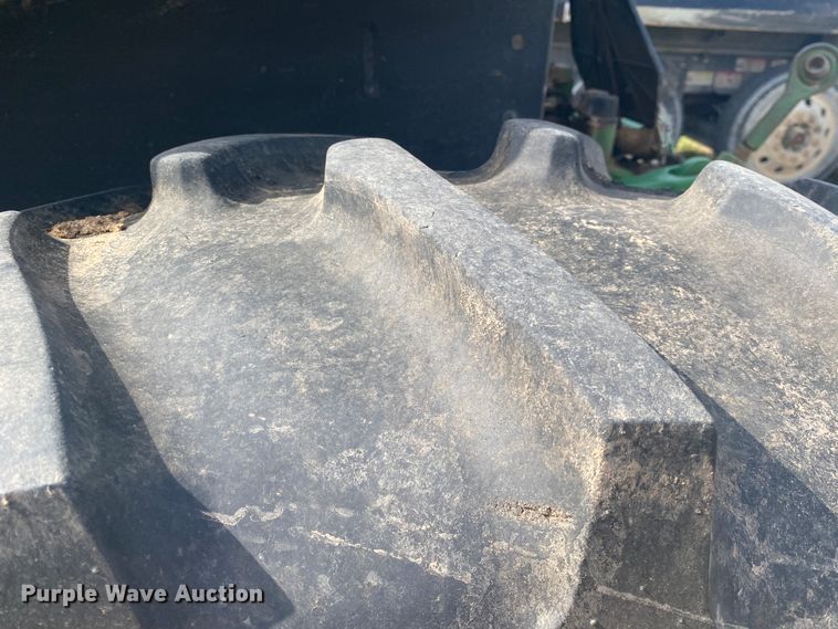 image for item DM4071 1998 John Deere 6210  tractor