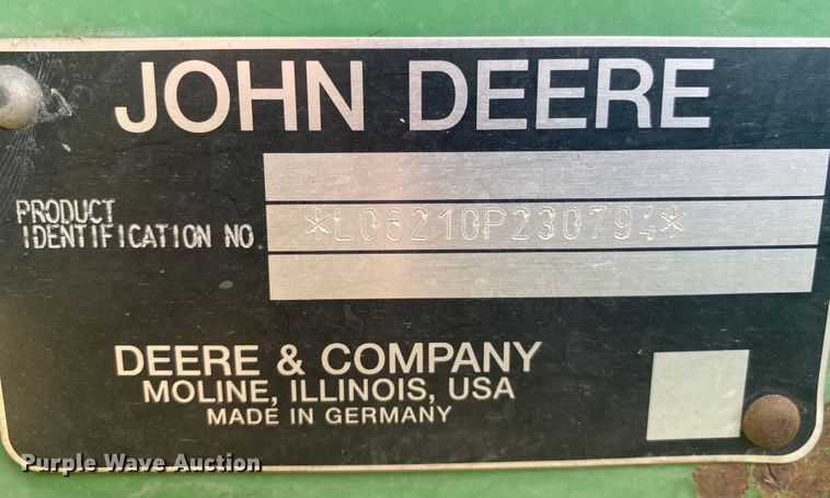 image for item DM4071 1998 John Deere 6210  tractor