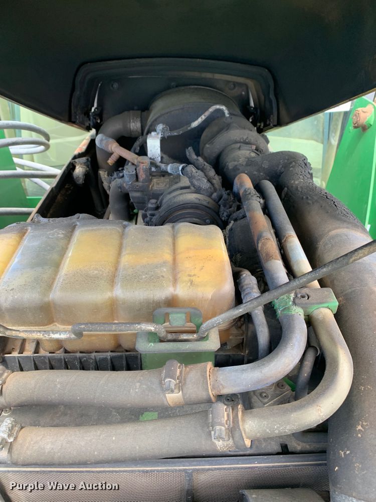 image for item DM4071 1998 John Deere 6210  tractor