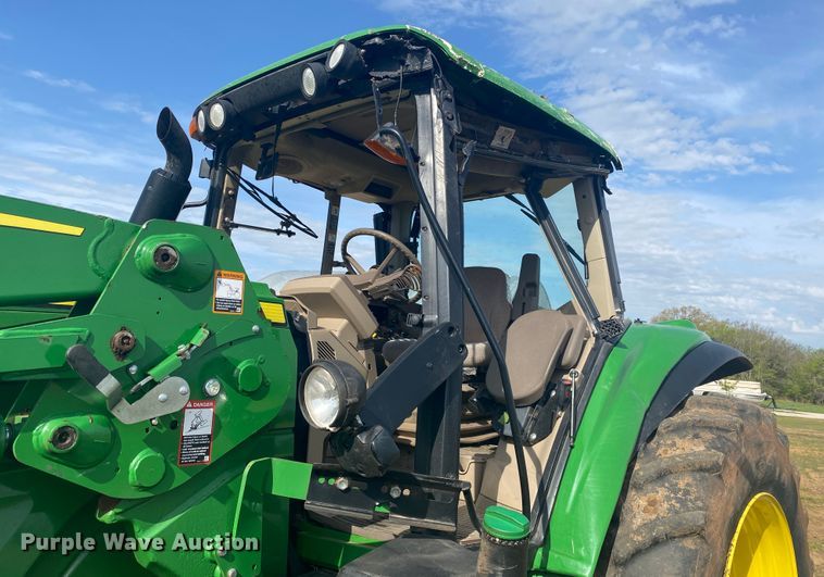 image for item DM4075 2018 John Deere 6155M  MFWD tractor