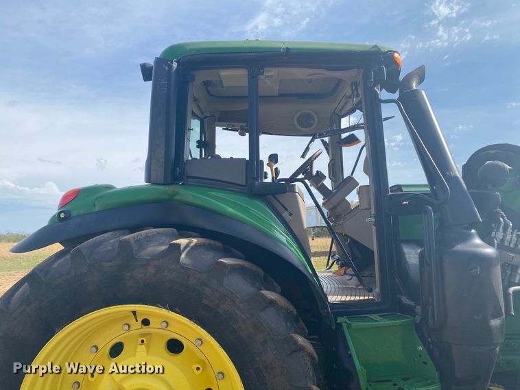 image for item DM4075 2018 John Deere 6155M  MFWD tractor