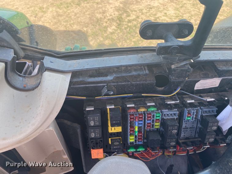 image for item DM4075 2018 John Deere 6155M  MFWD tractor