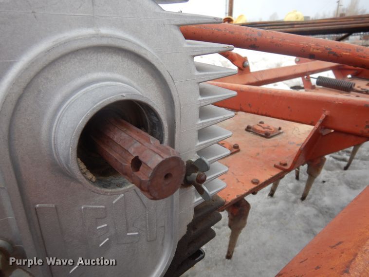 image for item DM5394 Spike tooth harrow