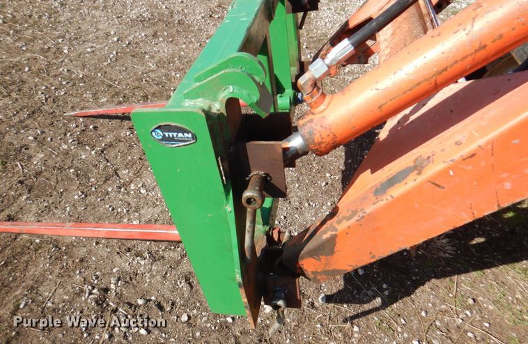 image for item DM6139 1982 Allis Chalmers 6140  tractor