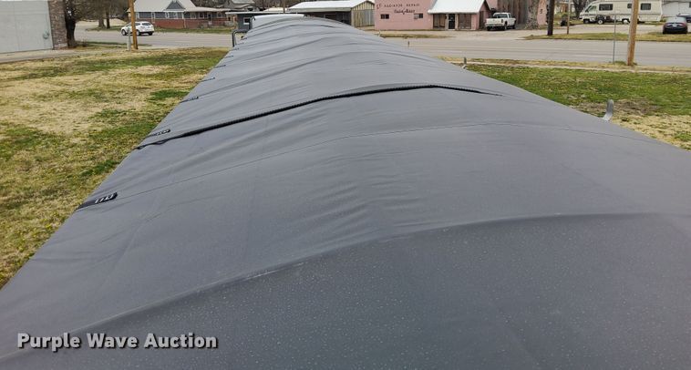 image for item DN6795 2015 Wilson DWH-550CB  grain trailer