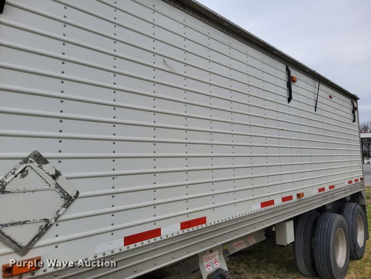 image for item DN6796 2016 Timpte  grain trailer