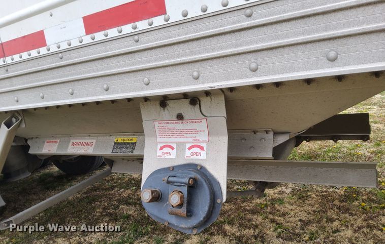 image for item DN6796 2016 Timpte  grain trailer