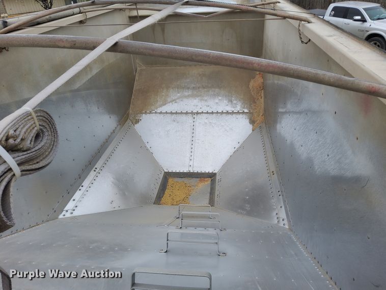 image for item DN6796 2016 Timpte  grain trailer