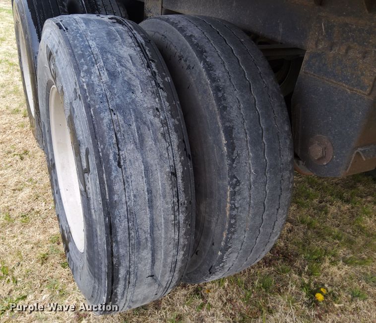 image for item DN6796 2016 Timpte  grain trailer