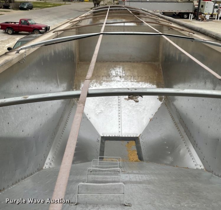 image for item DN6796 2016 Timpte  grain trailer