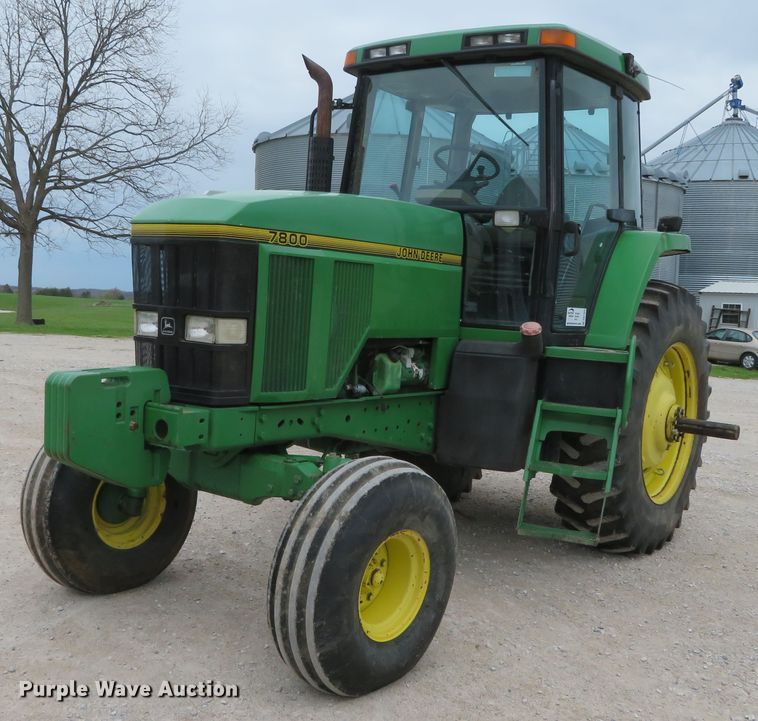 image for item DN7963 1994 John Deere 7800  tractor