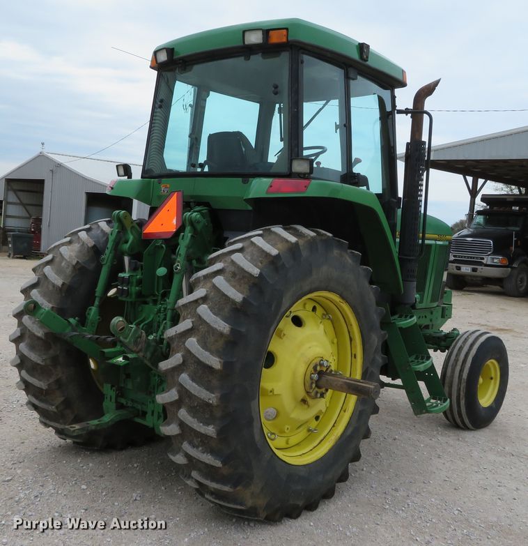 image for item DN7963 1994 John Deere 7800  tractor