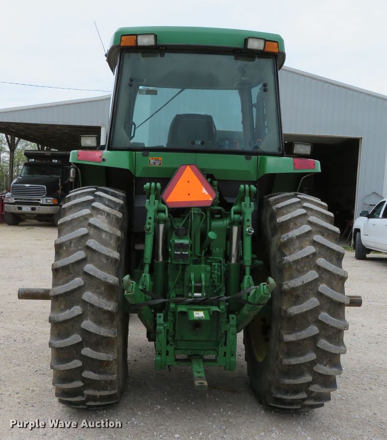 image for item DN7963 1994 John Deere 7800  tractor