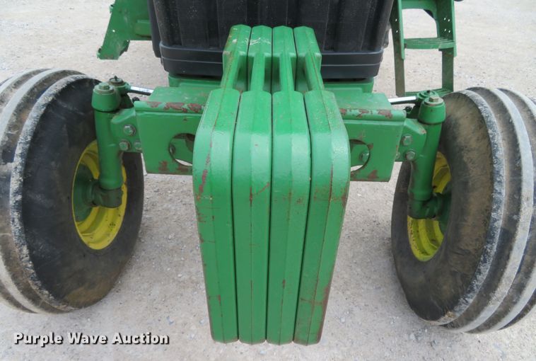 image for item DN7963 1994 John Deere 7800  tractor