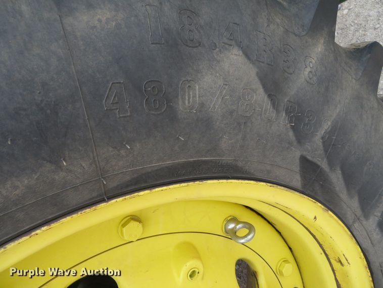 image for item DN7963 1994 John Deere 7800  tractor