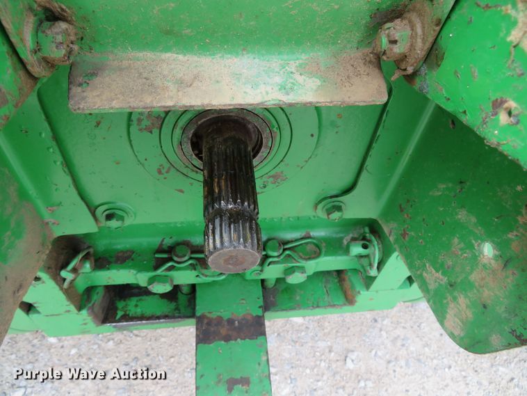 image for item DN7963 1994 John Deere 7800  tractor