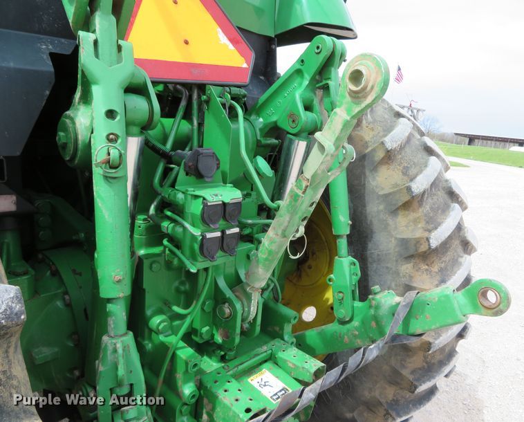 image for item DN7963 1994 John Deere 7800  tractor