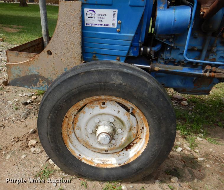 image for item DP3978 Long 510  tractor