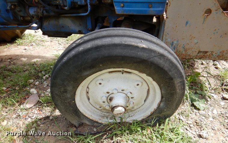 image for item DP3978 Long 510  tractor