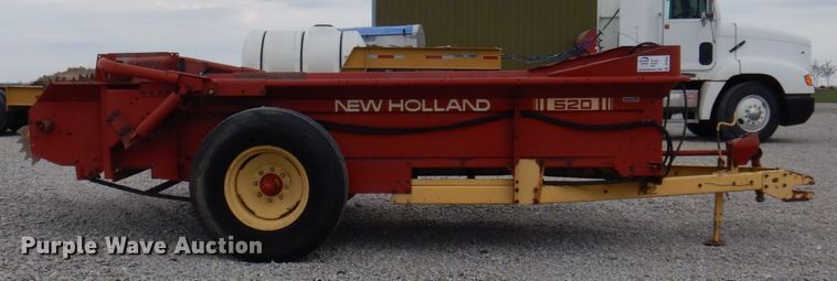 image for item DP5454 New Holland 520  manure spreader