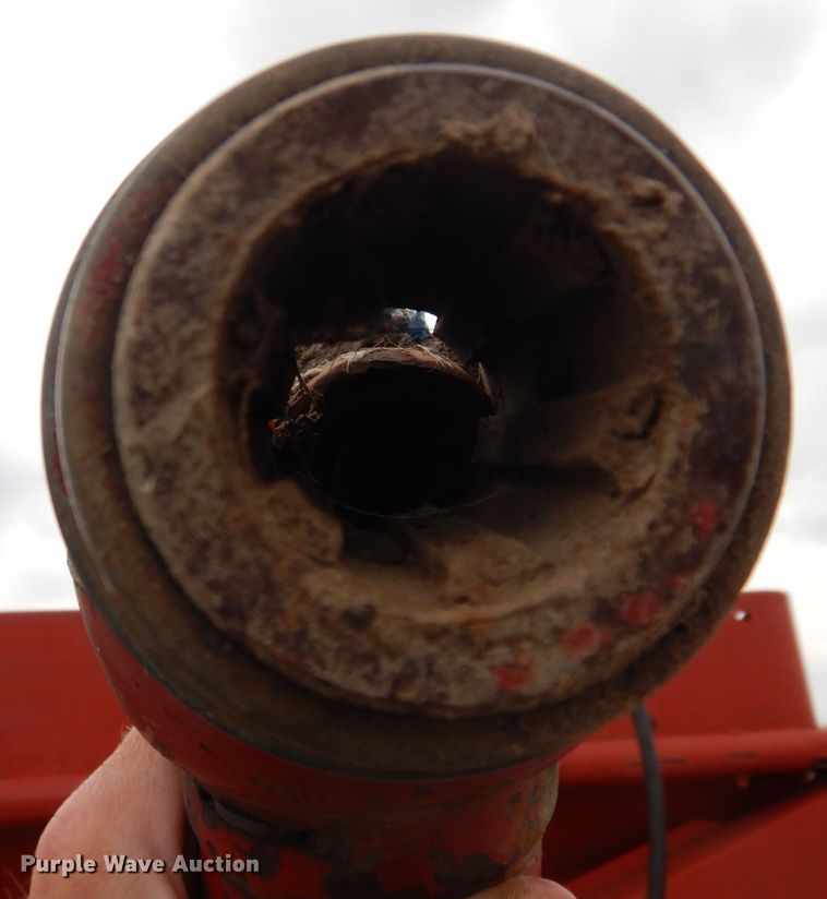 image for item DP5454 New Holland 520  manure spreader