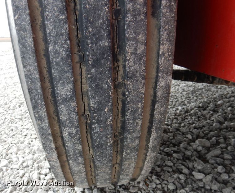 image for item DP5454 New Holland 520  manure spreader