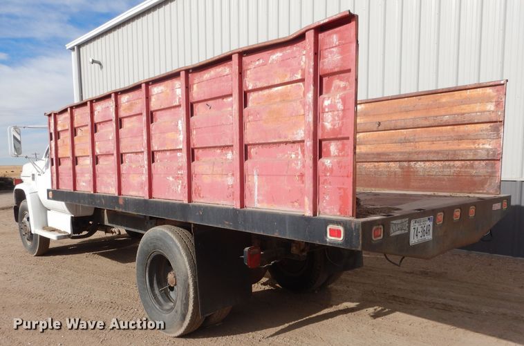 image for item HU9383 1989 GMC C60  grain truck