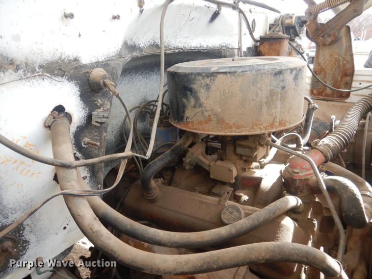 image for item HU9383 1989 GMC C60  grain truck