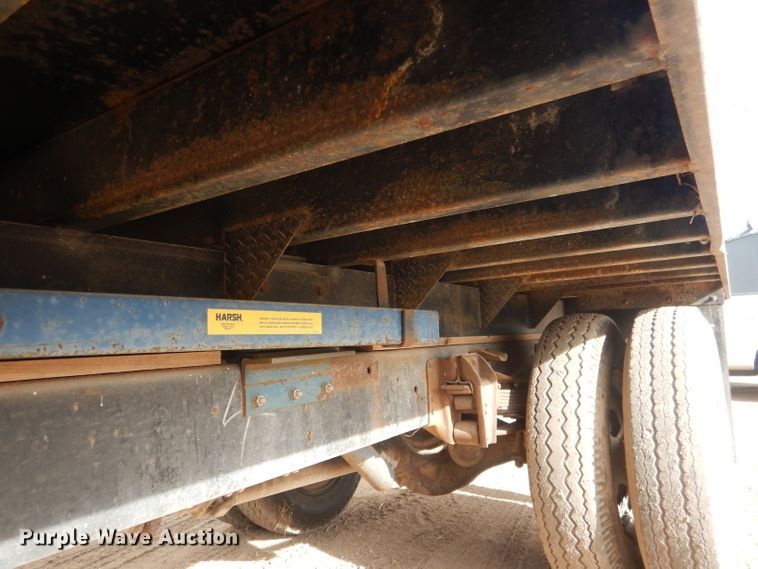 image for item HU9383 1989 GMC C60  grain truck