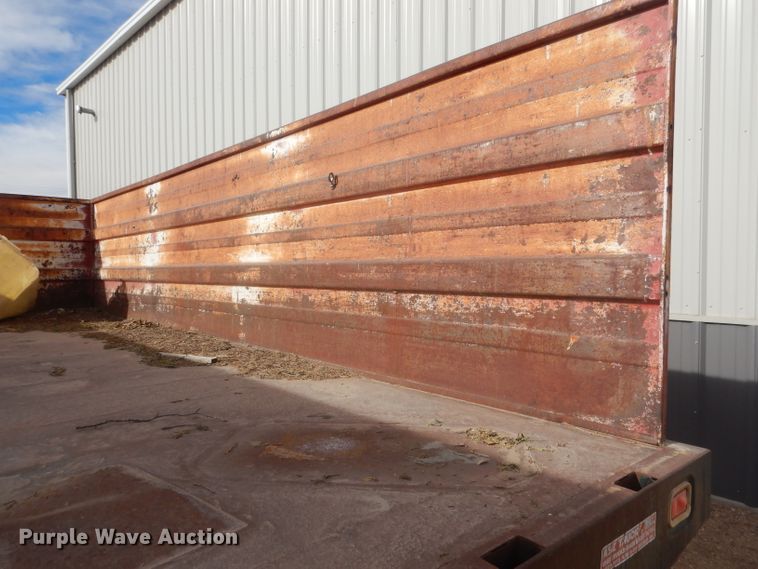 image for item HU9383 1989 GMC C60  grain truck