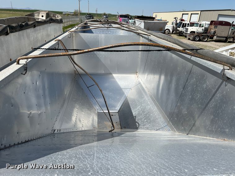 image for item IG9424 1998 Timpte Super Hopper  grain trailer