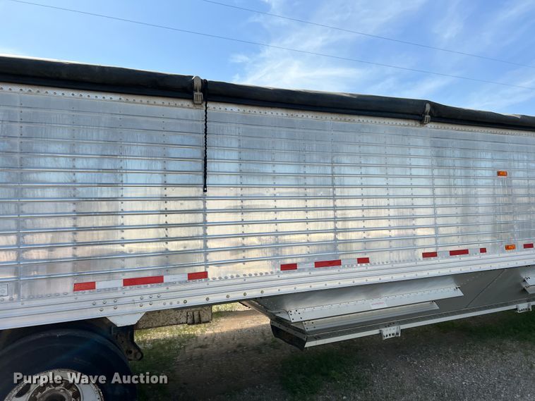 image for item IG9424 1998 Timpte Super Hopper  grain trailer
