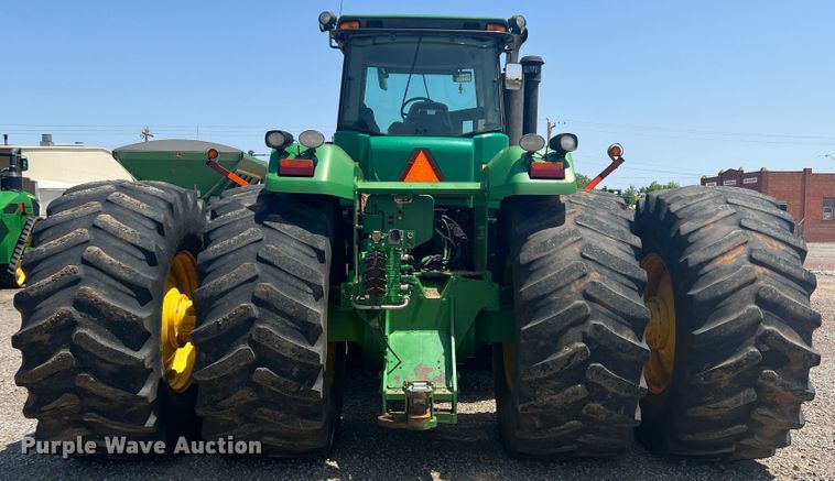 image for item IG9480 2008 John Deere 9530  4WD tractor