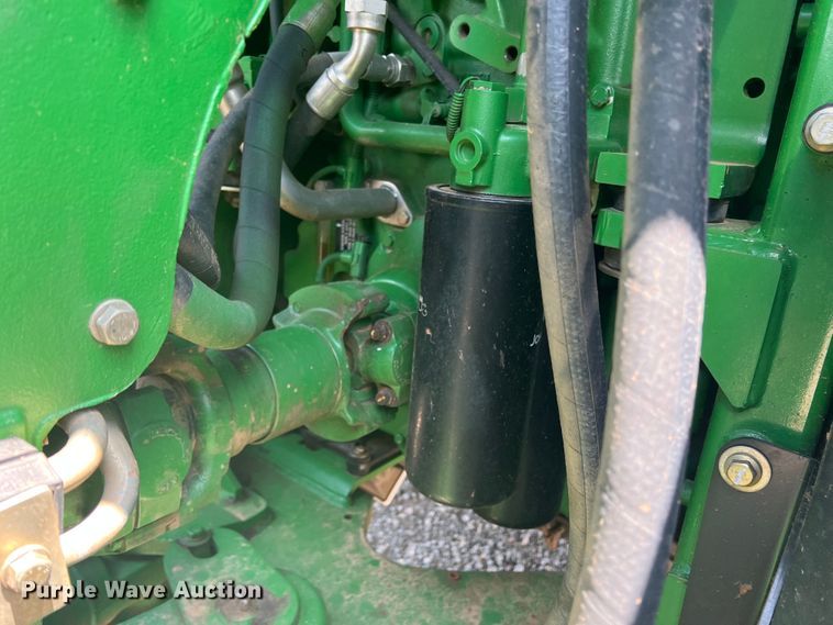 image for item IG9480 2008 John Deere 9530  4WD tractor