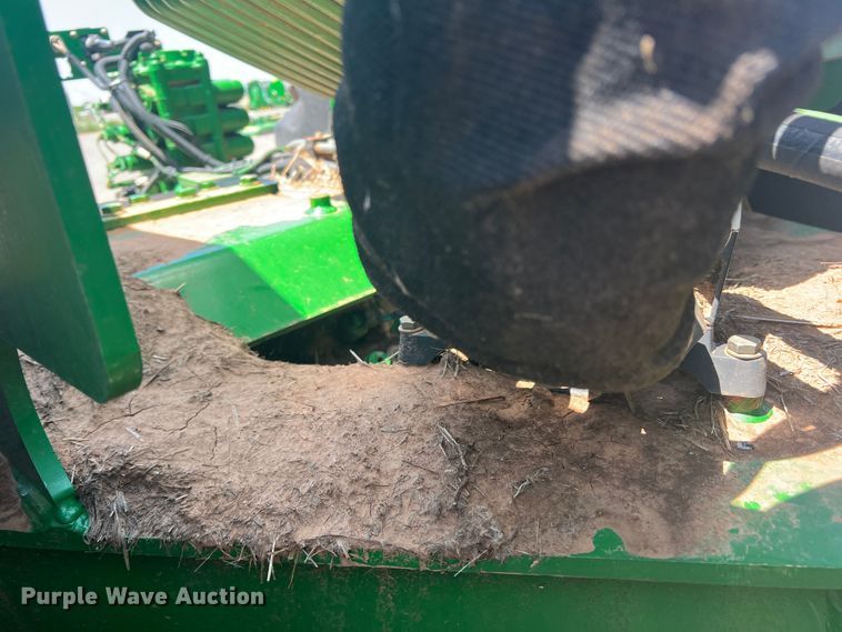 image for item IG9480 2008 John Deere 9530  4WD tractor