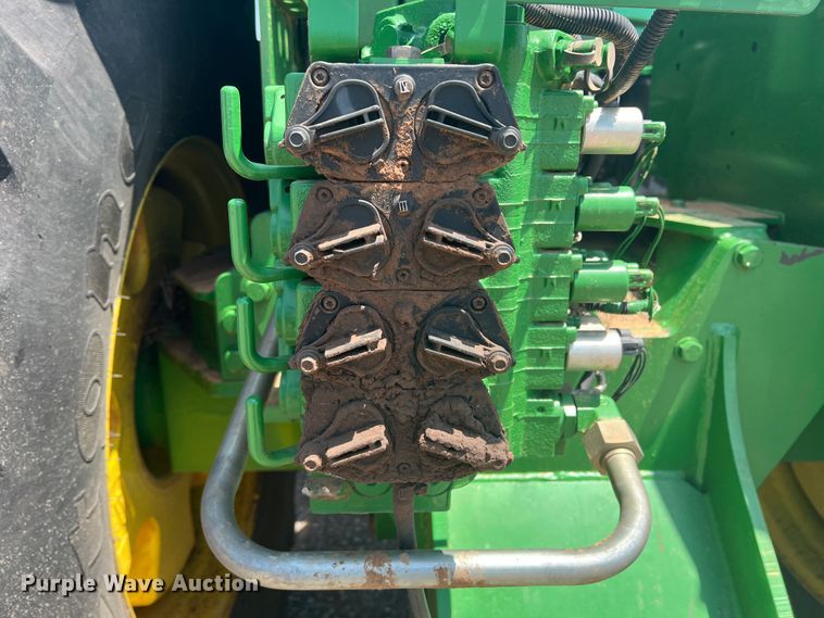 image for item IG9480 2008 John Deere 9530  4WD tractor