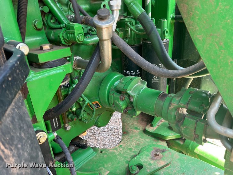 image for item IG9480 2008 John Deere 9530  4WD tractor