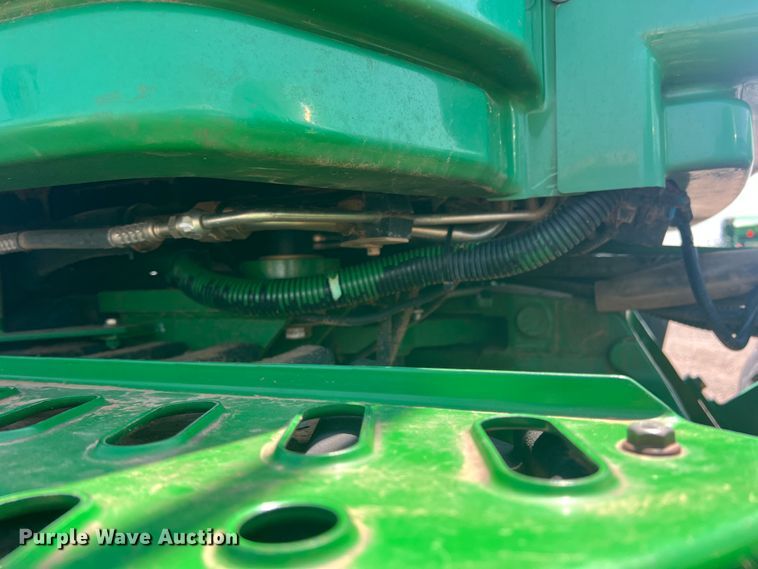 image for item IG9480 2008 John Deere 9530  4WD tractor