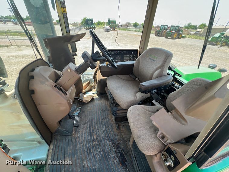 image for item IG9480 2008 John Deere 9530  4WD tractor