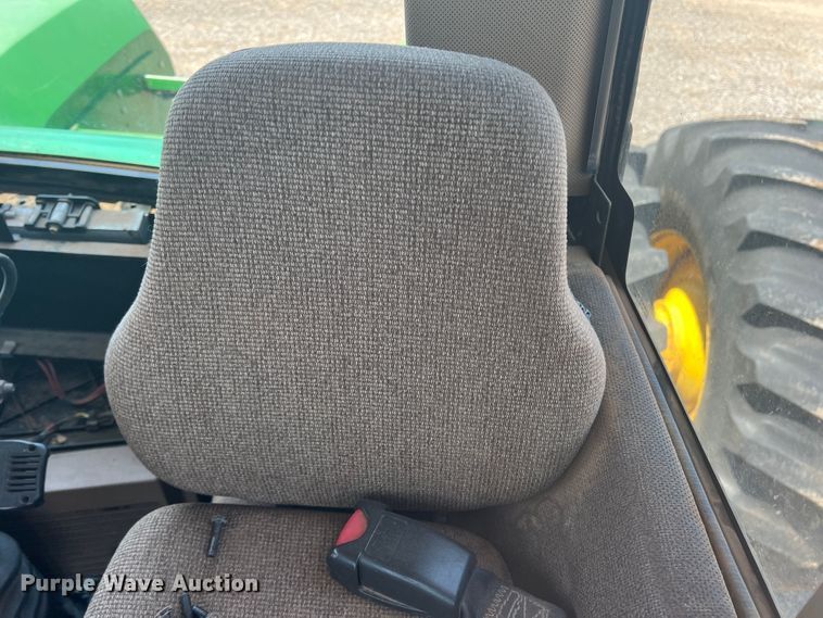 image for item IG9480 2008 John Deere 9530  4WD tractor