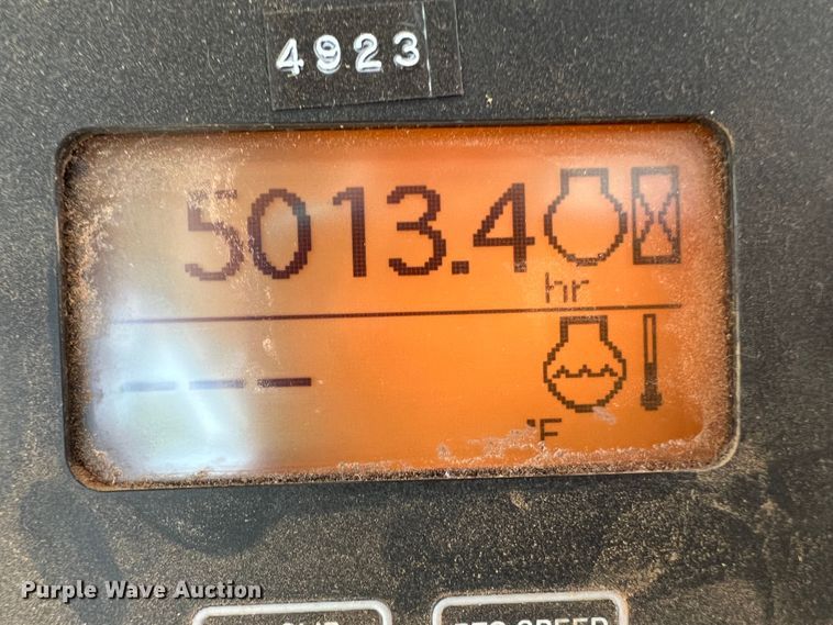 image for item IG9480 2008 John Deere 9530  4WD tractor