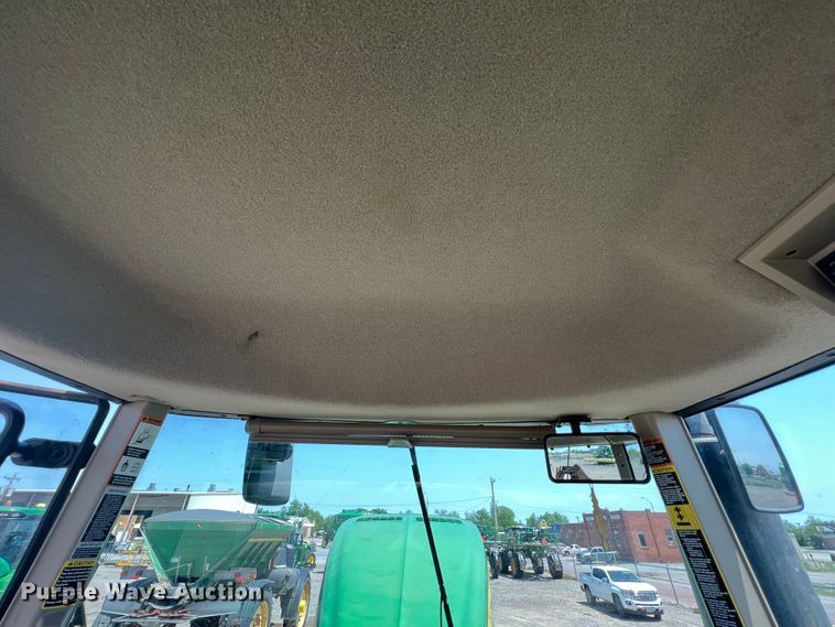 image for item IG9480 2008 John Deere 9530  4WD tractor