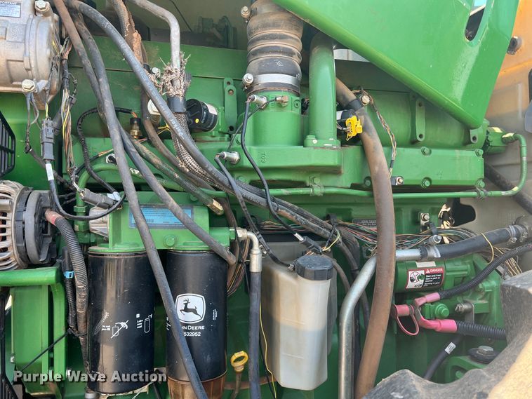 image for item IG9480 2008 John Deere 9530  4WD tractor