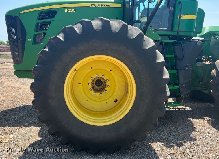 image for item IG9480 2008 John Deere 9530  4WD tractor