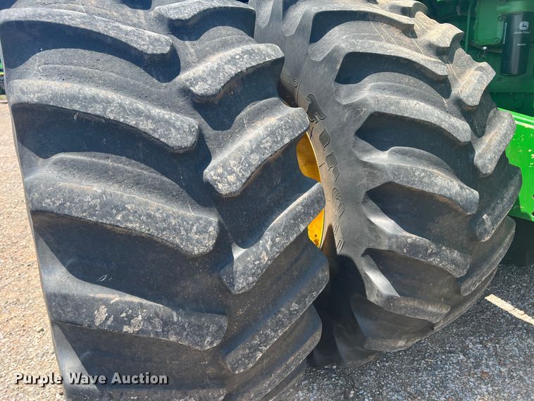 image for item IG9480 2008 John Deere 9530  4WD tractor