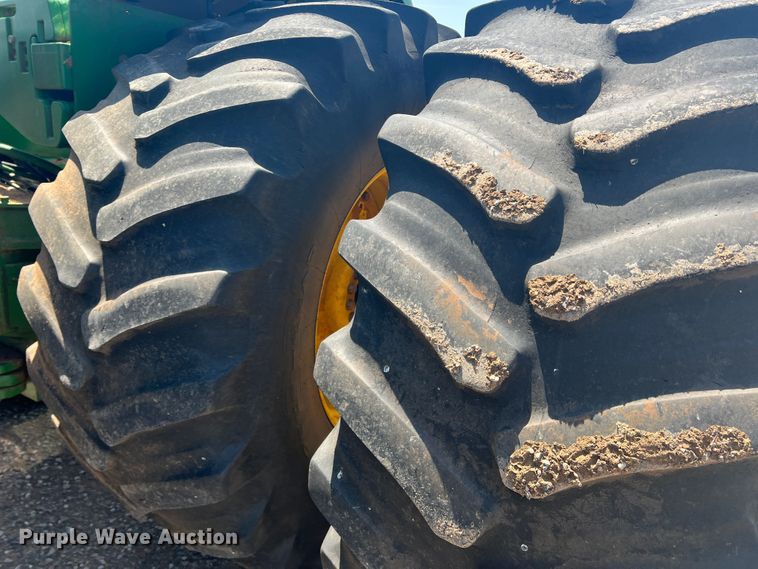 image for item IG9480 2008 John Deere 9530  4WD tractor