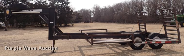 image for item IH9665 1998 Donahue EXG-160  windrower trailer