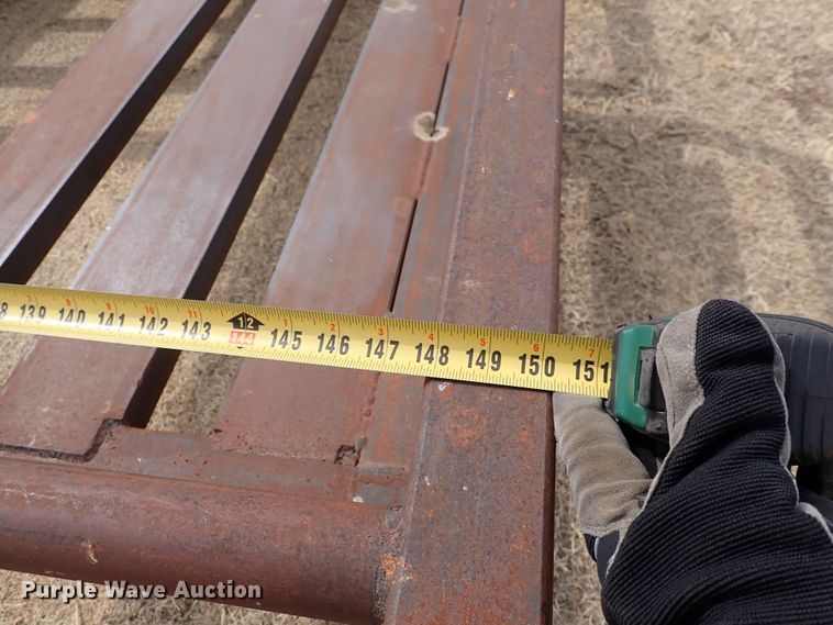 image for item IH9665 1998 Donahue EXG-160  windrower trailer